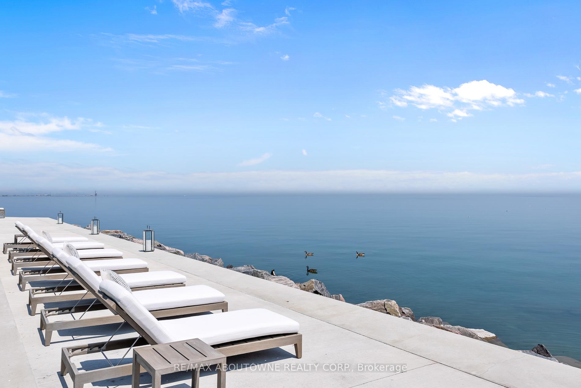3 Ennisclare Drive E Oakville Ontario Canada Sale residential Sturino Team Sutton Group-Summit Realty Inc., Brokerage*