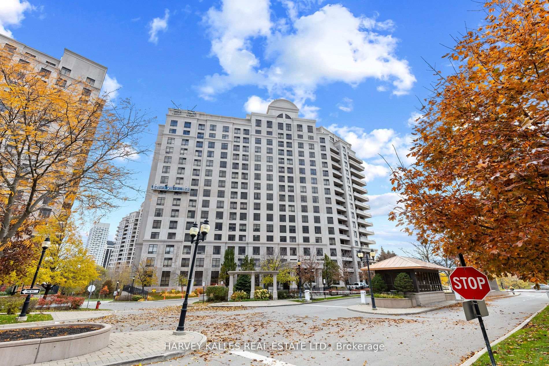 1206 - 9235 Jane Street Vaughan Ontario Canada Sale residential Vivian Souroujon Harvey Kalles Real Estate Ltd., Brokerage *