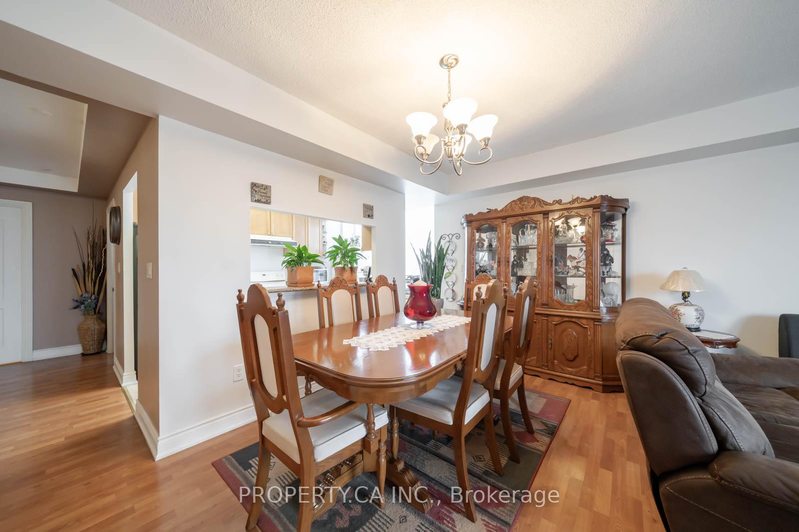 609 - 2088 Lawrence Avenue W Toronto Ontario Canada Sale residential Michael Gauer PROPERTY.CA INC.