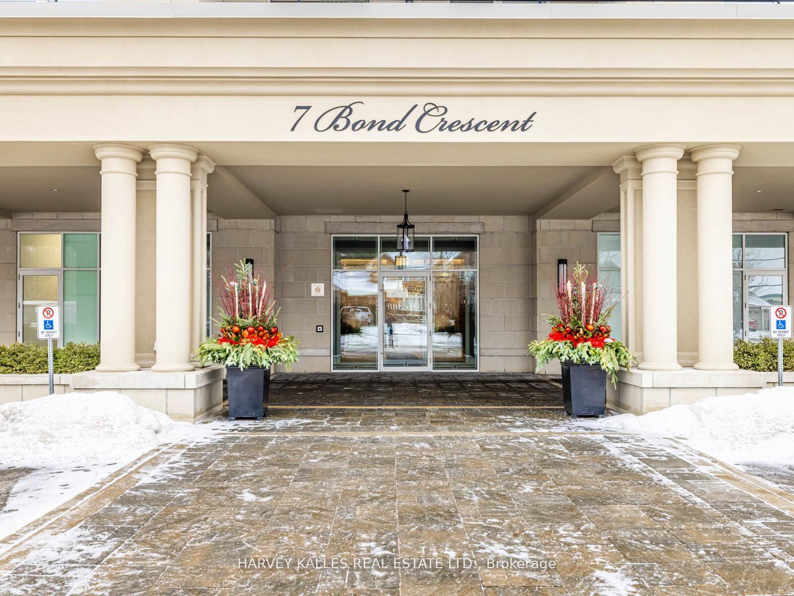 112 - 7 Bond Crescent Richmond Hill Ontario Canada Sale residential Vivian Souroujon Harvey Kalles Real Estate Ltd., Brokerage *