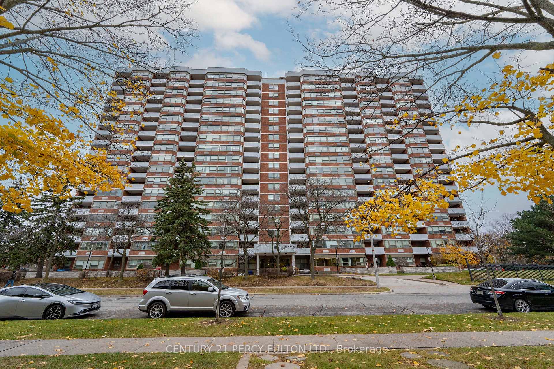 1403 - 121 Ling Road Toronto Ontario Canada Rent residential Billa Sharma Century 21 Percy Fulton Ltd., Brokerage*