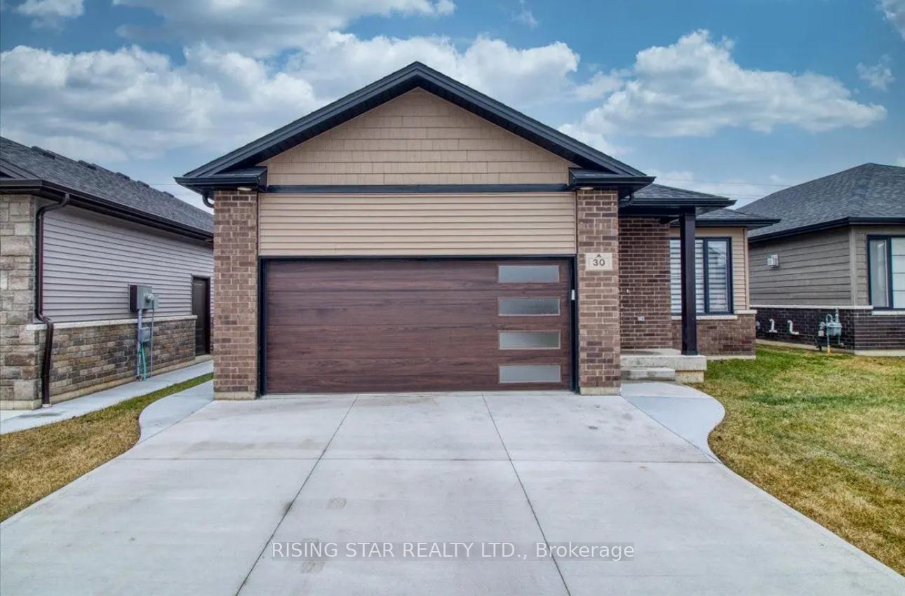 30 Evening Drive Chatham-Kent Ontario Canada Sale residential Dhaval Desai RISING STAR Realty Ltd., Brokerage*