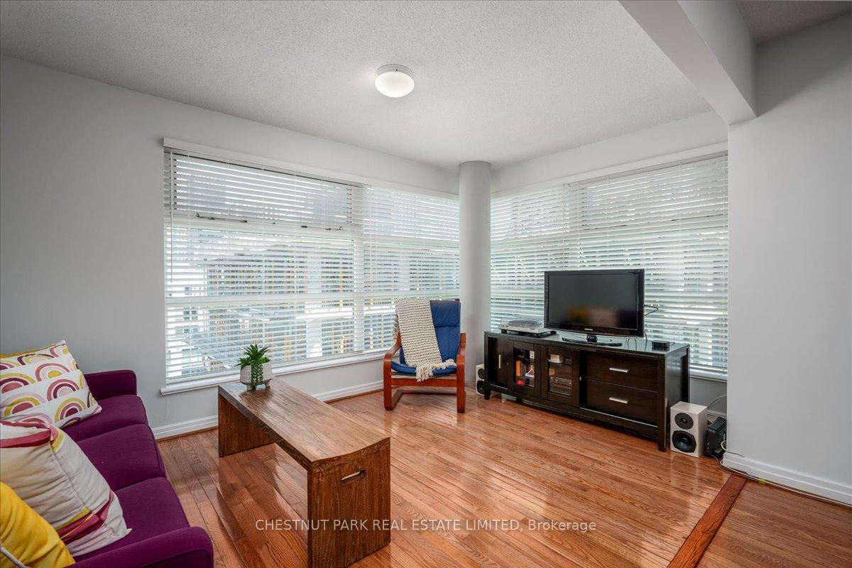 2 Bedroom Apartment/Flat's Image 4