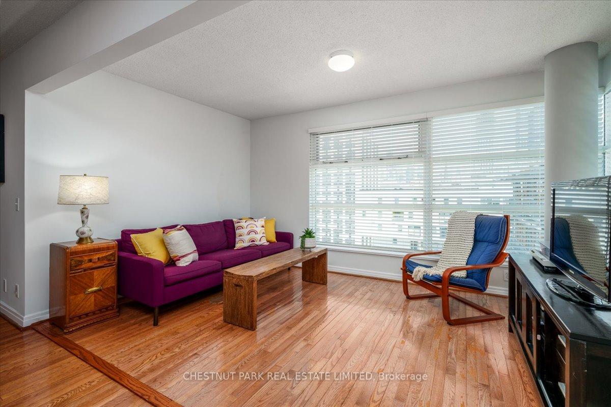 2 Bedroom Apartment/Flat's Image 6