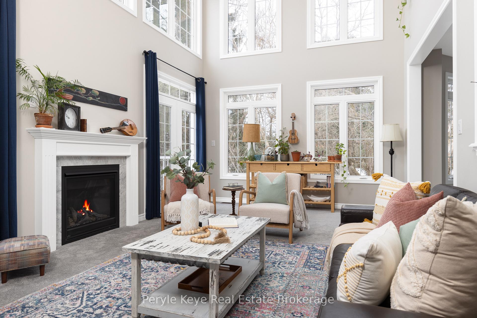 16 LEEDS Court Bracebridge Ontario Canada Sale residential Radka Hnilicova Anchor Realty, Brokerage*
