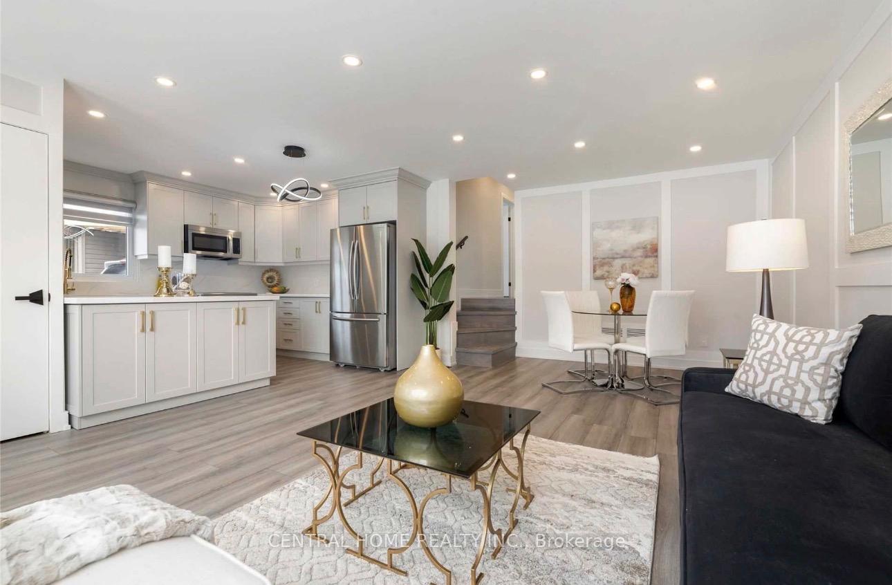 139 Maurice Court Newmarket Ontario Canada Rent residential   Central Home Realty Inc. Brokerage*