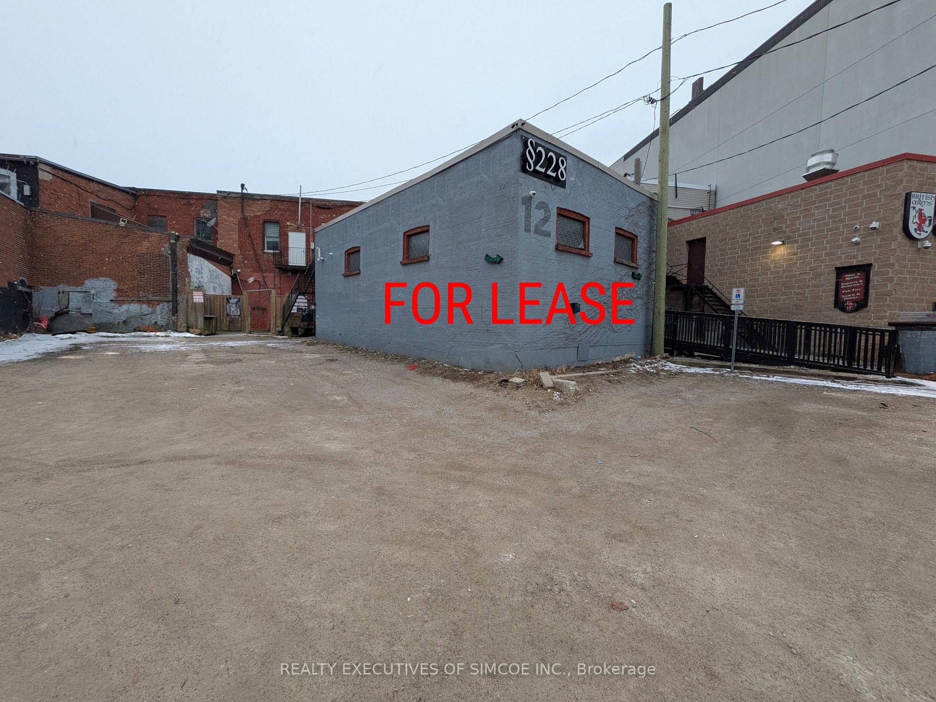12 CHASE MCEACHERN Way Barrie Ontario Canada Lease commercial Don McAskin Realty Executives Of Simcoe Inc. Brokerage*