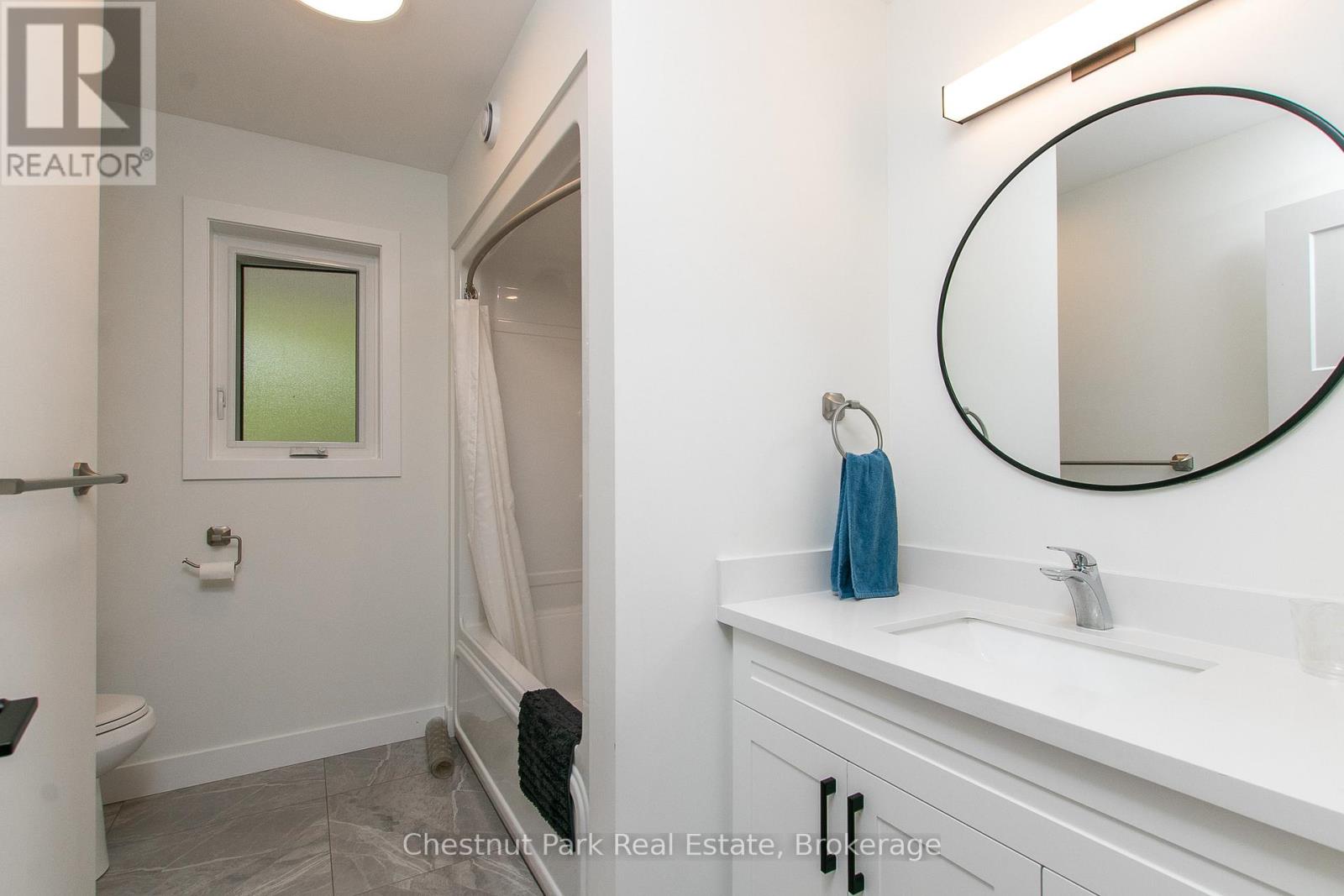 3 Bedroom Single Family Home/House's Image 33