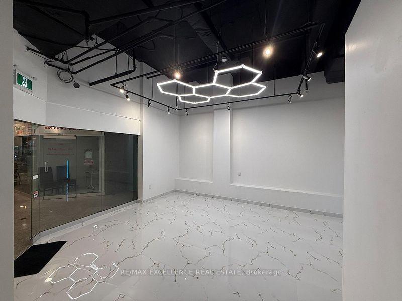 139 - 222 Spadina Avenue Toronto Ontario Canada Sale commercial Cyrus Lin HomeLife New World Realty Inc., Brokerage*