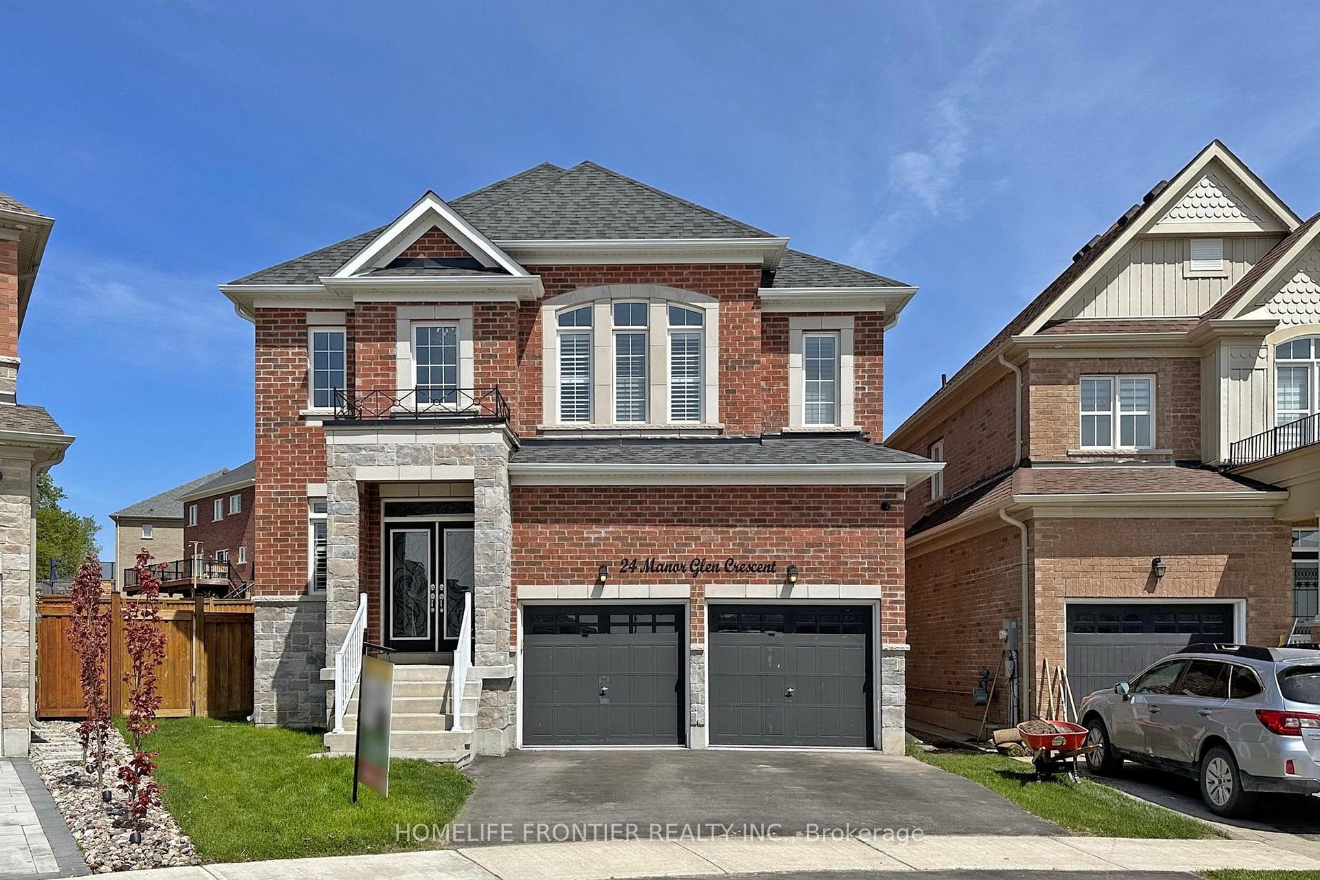 24 Manor Glen Crescent East Gwillimbury Ontario Canada Sale residential Amir Zareei HomeLife Frontier Realty Inc., Brokerage*