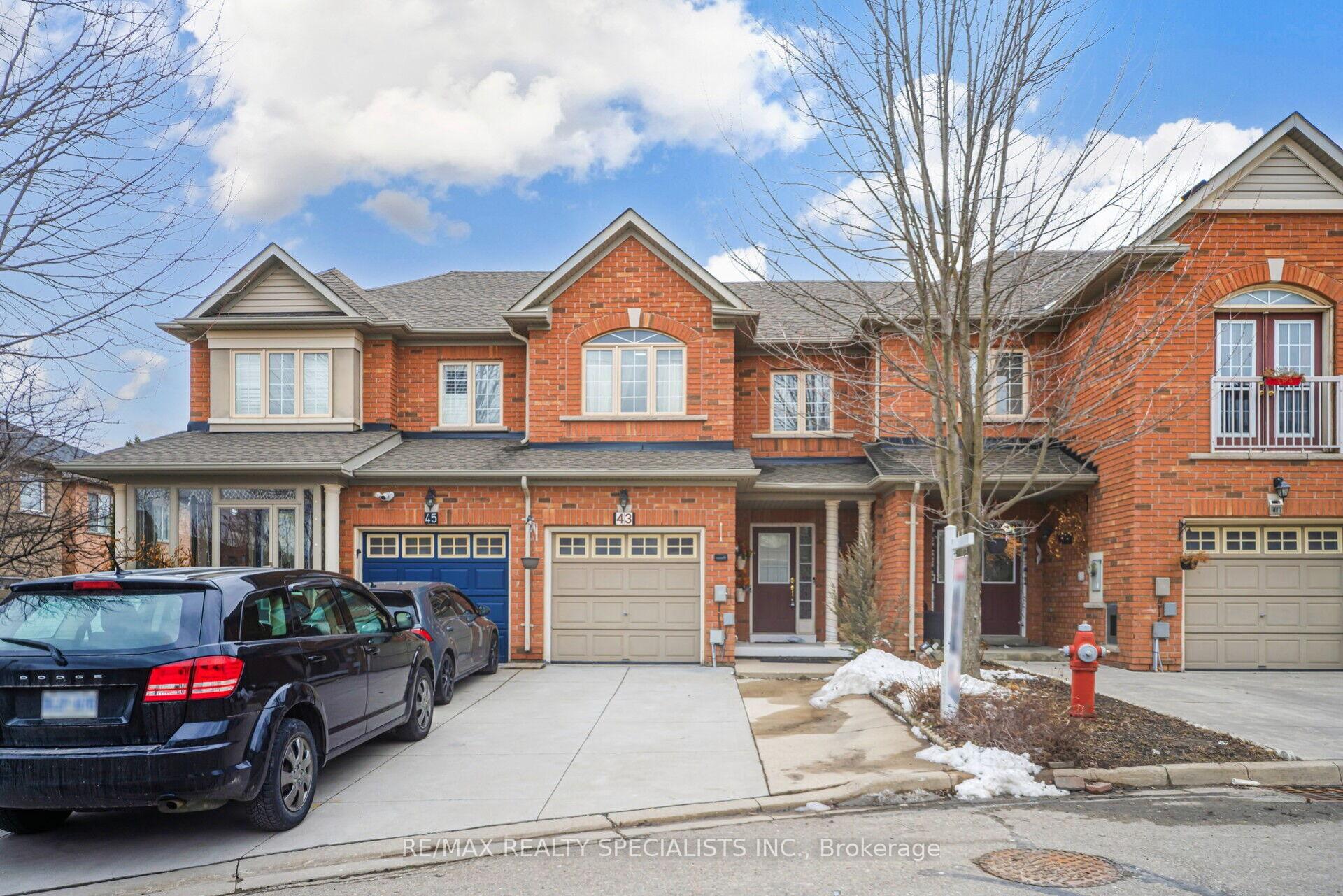 43 Rockgarden Trail Brampton Ontario Canada Sale residential Rick Ohri RE/MAX Realty Specialists Inc., Brokerage *