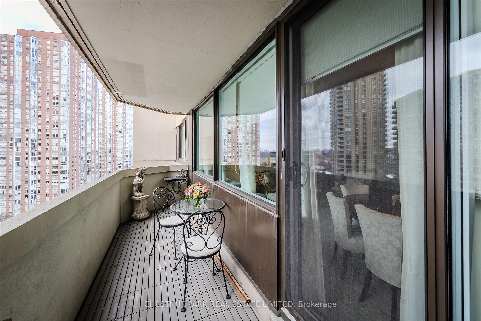 2 Bedroom Apartment/Flat's Image 27