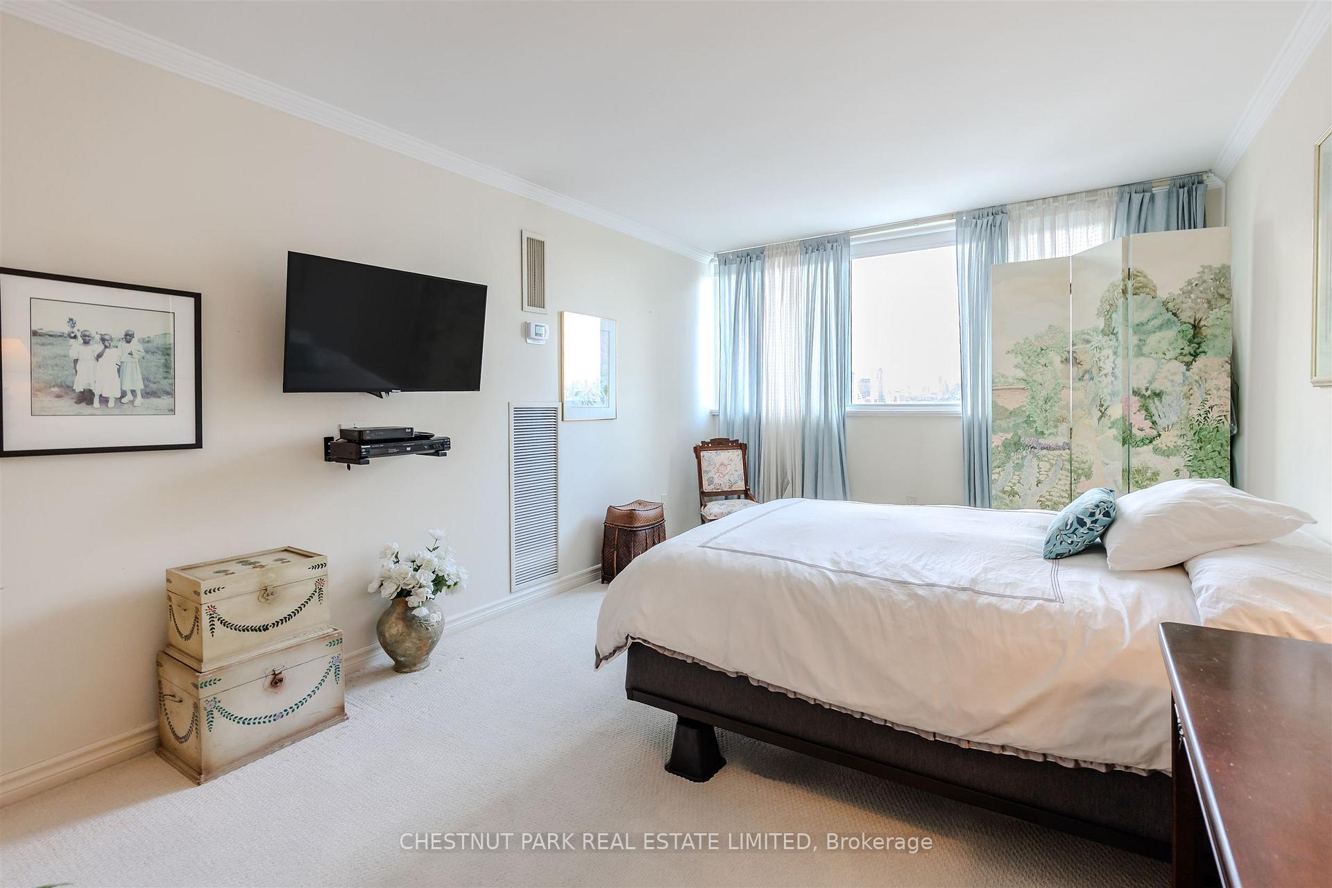 2 Bedroom Apartment/Flat's Image 23