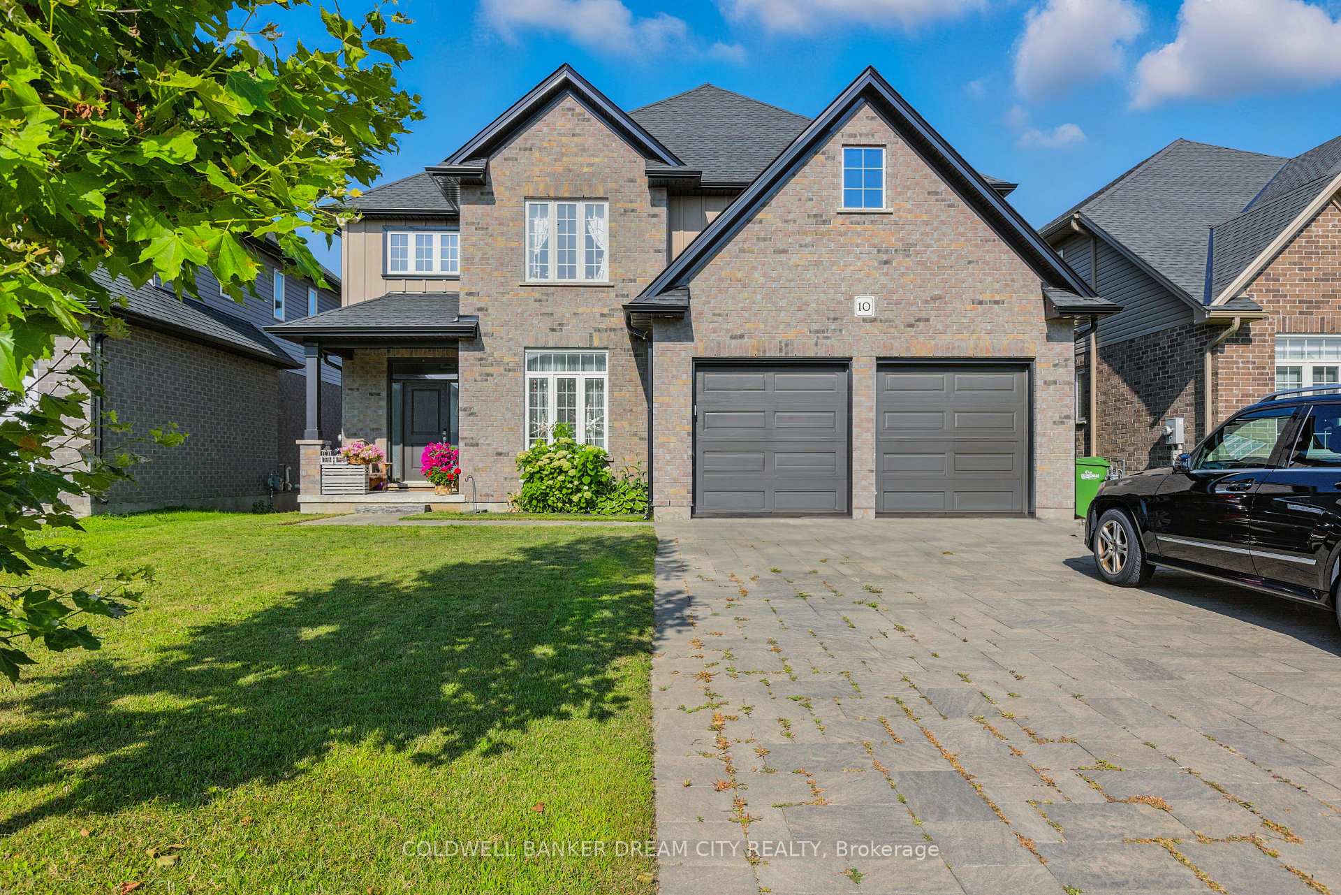 10 Honey Bend St. Thomas Ontario Canada Sale residential Akash Juneja COLDWELL BANKER DREAM CITY REALTY