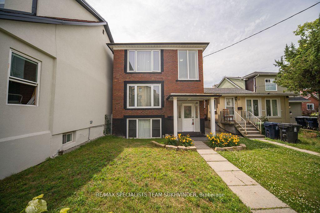 19 Buttonwood Avenue Toronto Ontario Canada Sale residential Sukhvinder Singh Re/Max Specialists Team Sukhvinder