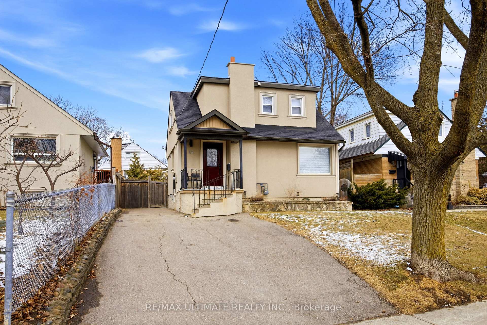 38 Clearbrooke Circle Toronto Ontario Canada Rent residential Paulette Lewis RE/MAX Ultimate Realty Inc., Brokerage *