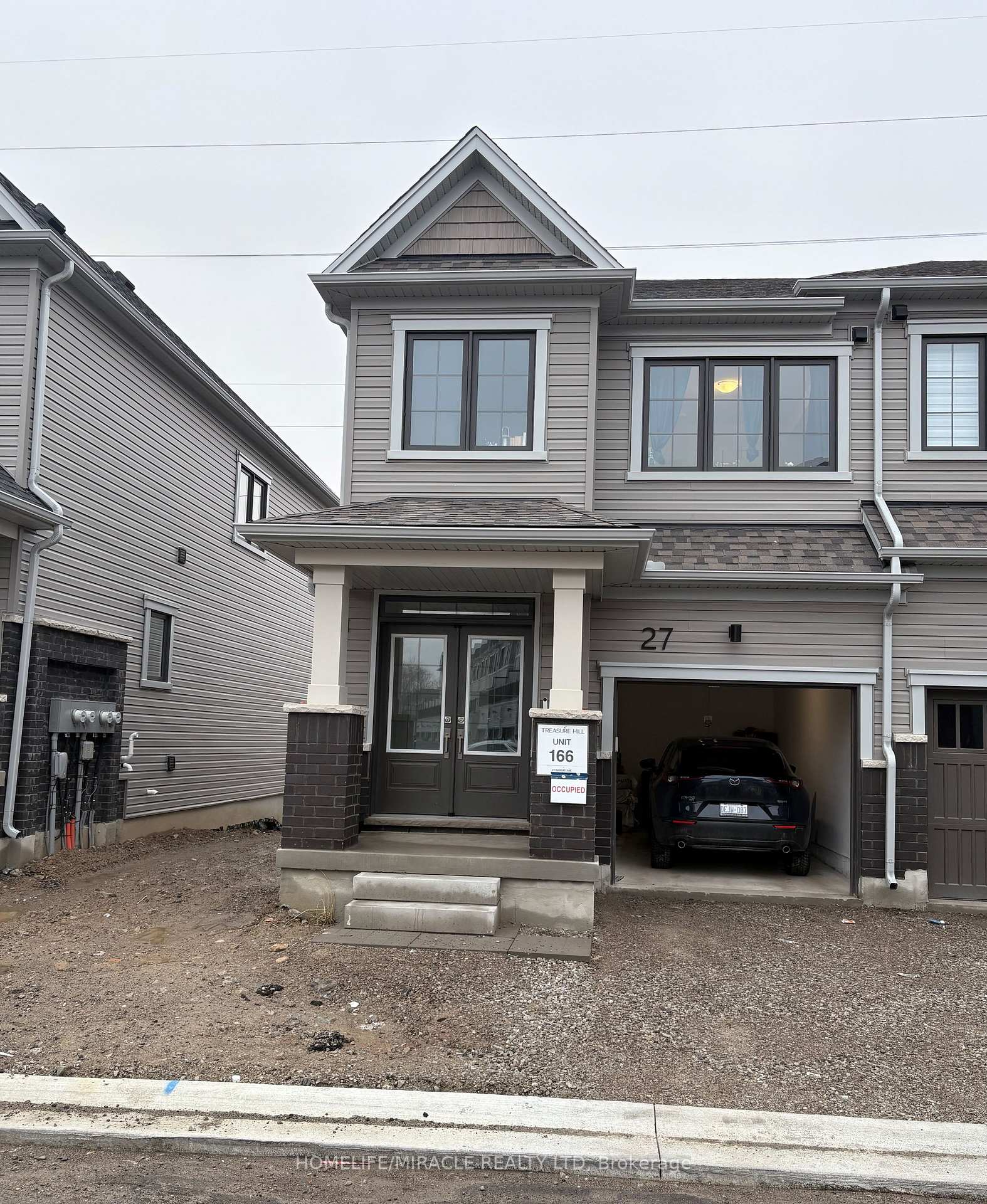 27 Radium Common Cambridge Ontario Canada Rent residential C.P. Chhatwal HomeLife/Miracle Realty Ltd., Brokerage *