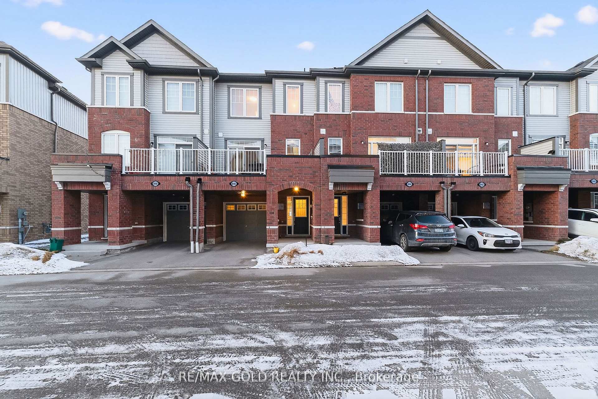 846 Atwater Path Oshawa Ontario Canada Sale residential   Coldwell Banker - R.M.R. Real Estate, Brokerage*