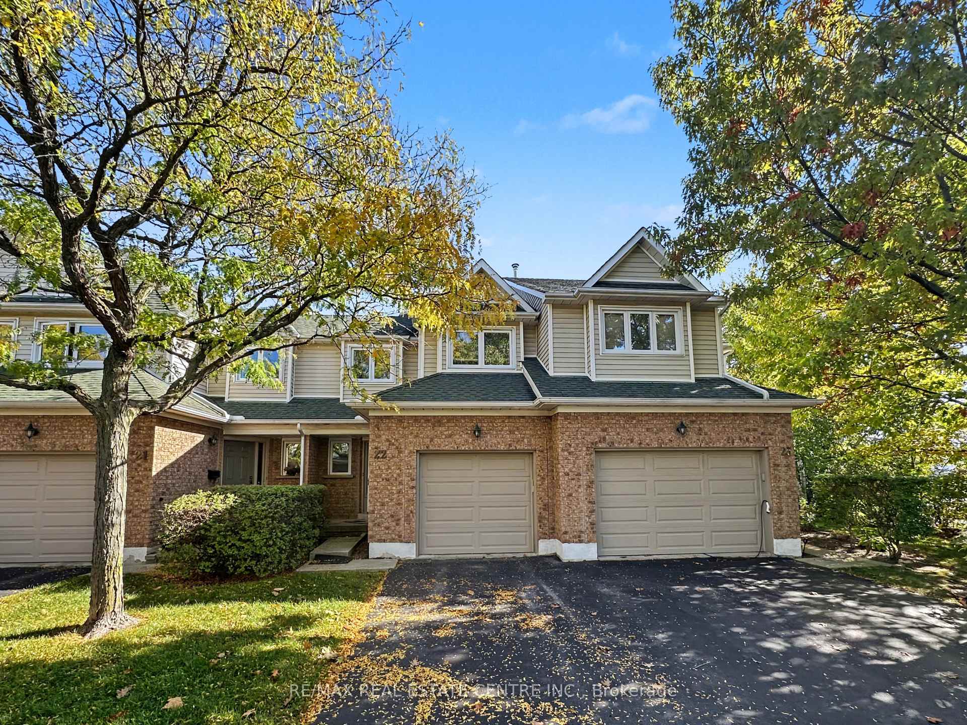 22 - 2215 Cleaver Avenue Burlington Ontario Canada Rented residential SAMEH BASTAWROSE RE/MAX REAL ESTATE CENTRE INC., BROKERAGE 