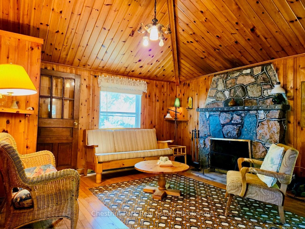 3 Bedroom Single Family Home/House's Image 17