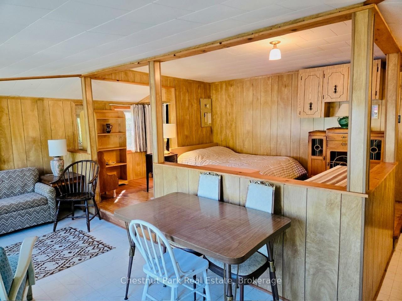3 Bedroom Single Family Home/House's Image 38