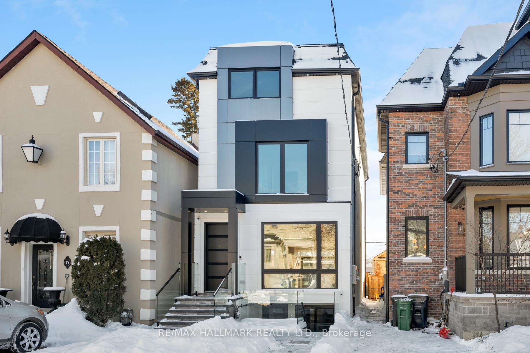 15 Cruikshank Avenue Toronto Ontario Canada Sale residential Angela Mandalas Johnston & Daniel, A Division of Royal LePage Real Estate Services Ltd., Brokerage