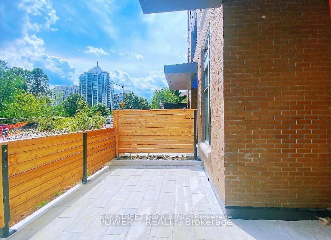 D112 - 8 Beverley Glen Boulevard N Vaughan Ontario Canada Rent residential   POWER 7 REALTY