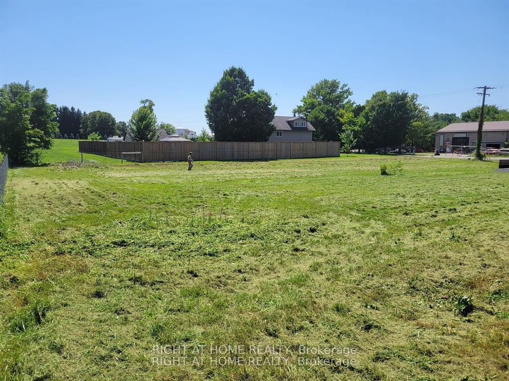 690 Highway 20 W Fonthill Pelham Ontario Canada Sale commercial Steven Burrows Right at Home Realty, Brokerage*