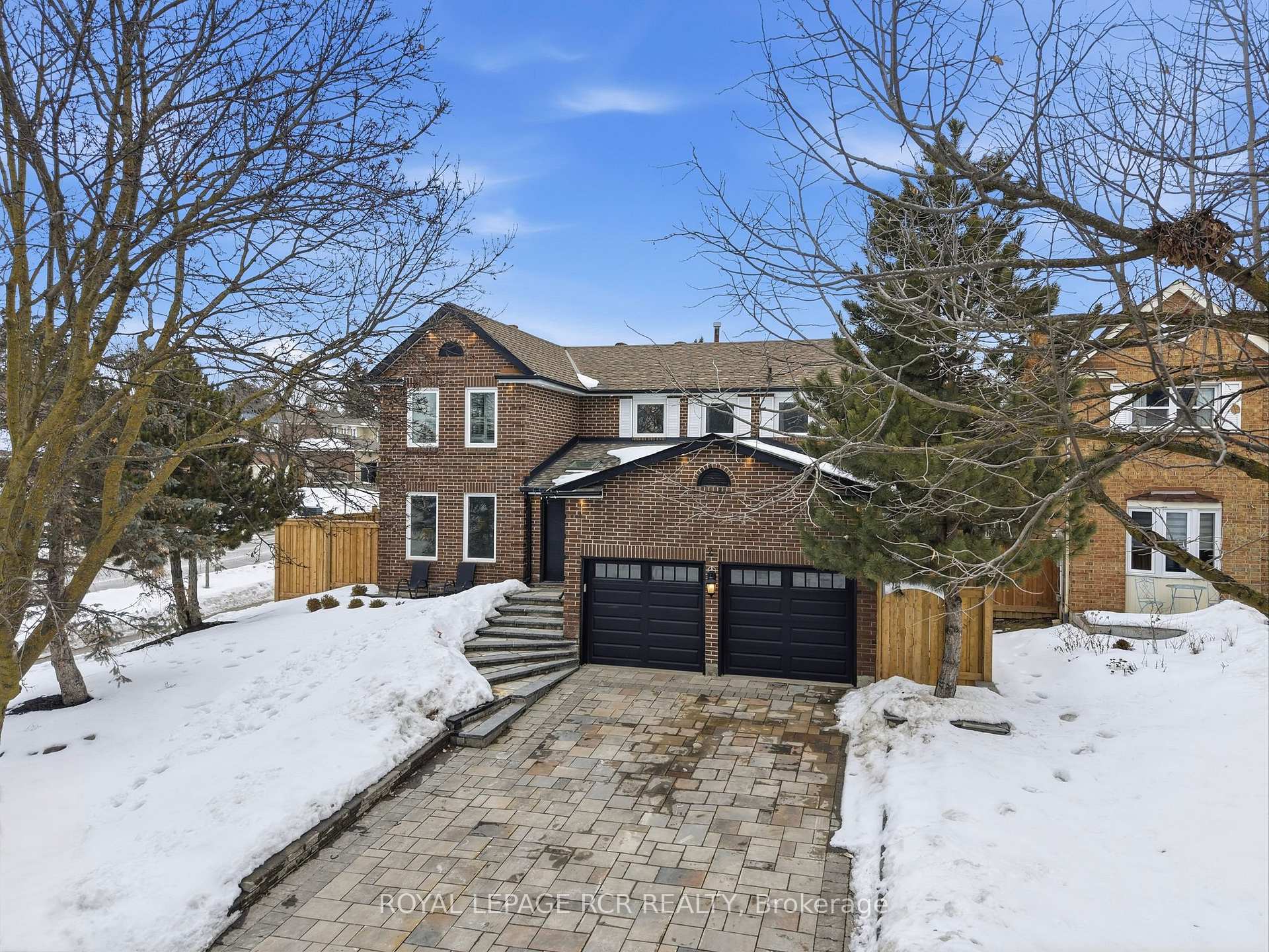 2 Meyer Circle Markham Ontario Canada Sale residential Phil Queen Royal LePage RCR Realty, Brokerage *