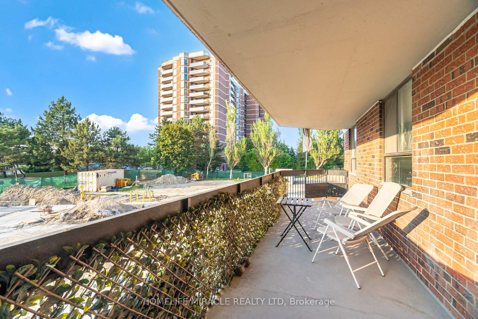 208 - 236 Albion Road Toronto Ontario Canada Sale residential Shabnam Khan HomeLife/Miracle Realty Ltd., Brokerage *