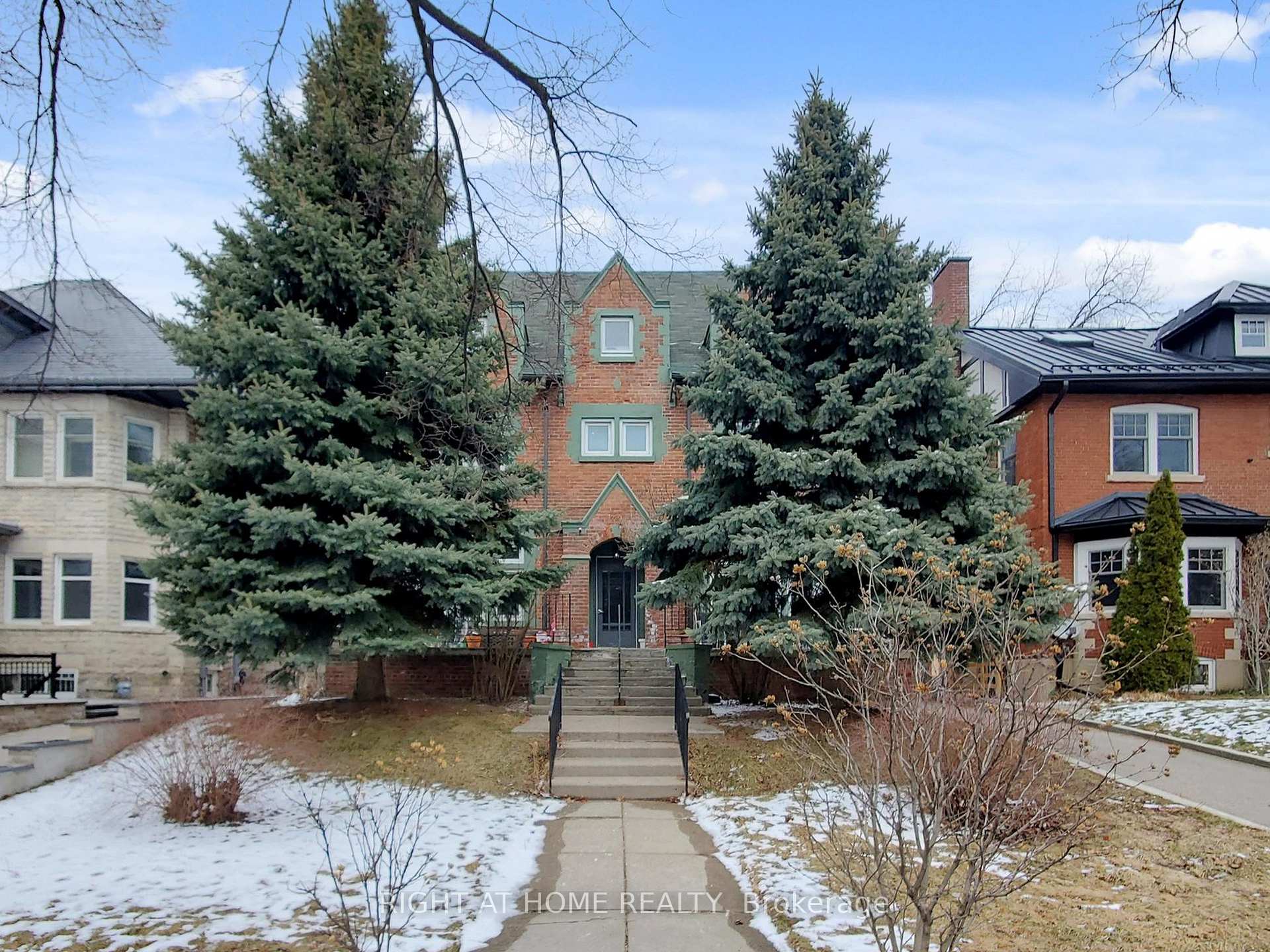 32 High Park Boulevard Toronto Ontario Canada Sale residential Kamran Ebrahimi Right at Home Realty, Brokerage*