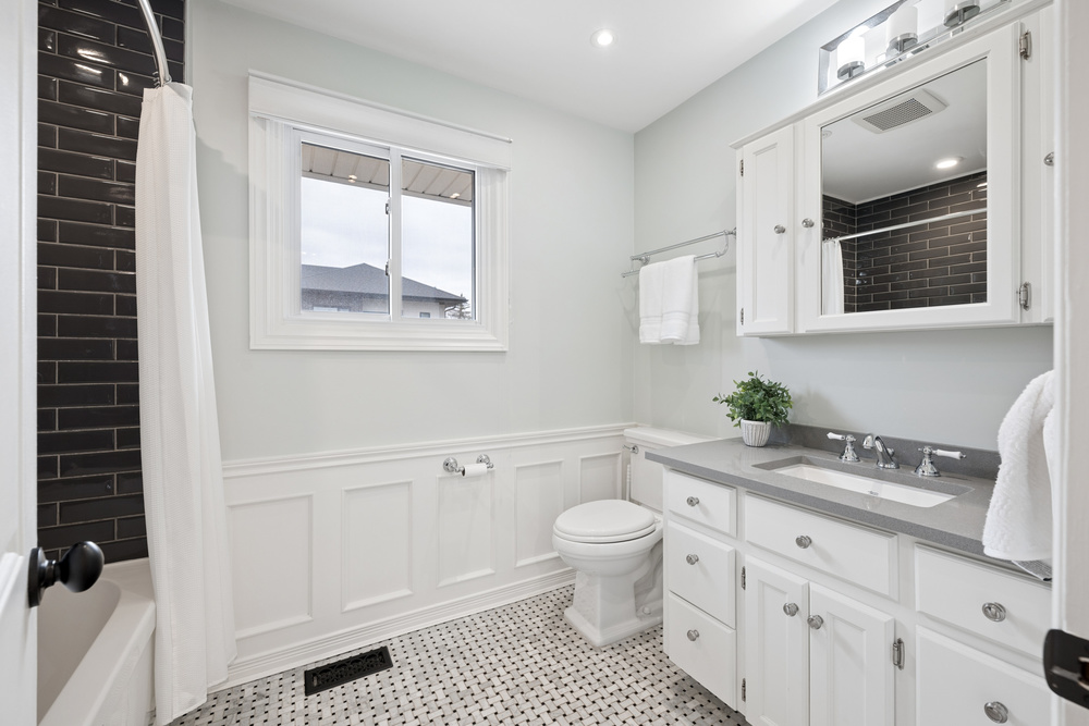 4 Bedroom Single Family Home/House's Image 17