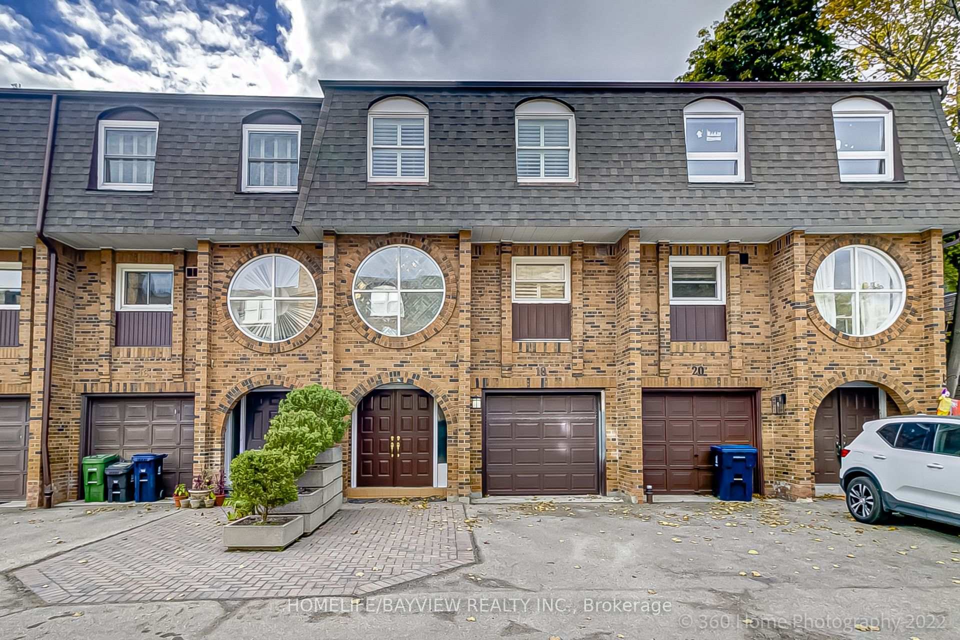 18 - 18 Oaken Gate Way Toronto Ontario Canada Sale residential Zara Esfahani HomeLife/Bayview Realty Inc., Brokerage*