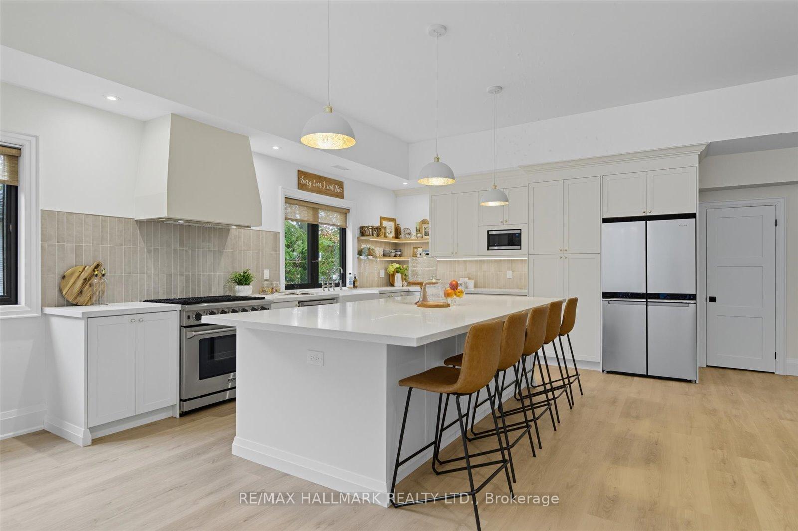 17 Mill Street East Gwillimbury Ontario Canada Sale residential Ramin Nickpor RE/MAX Hallmark Realty Ltd., Brokerage *