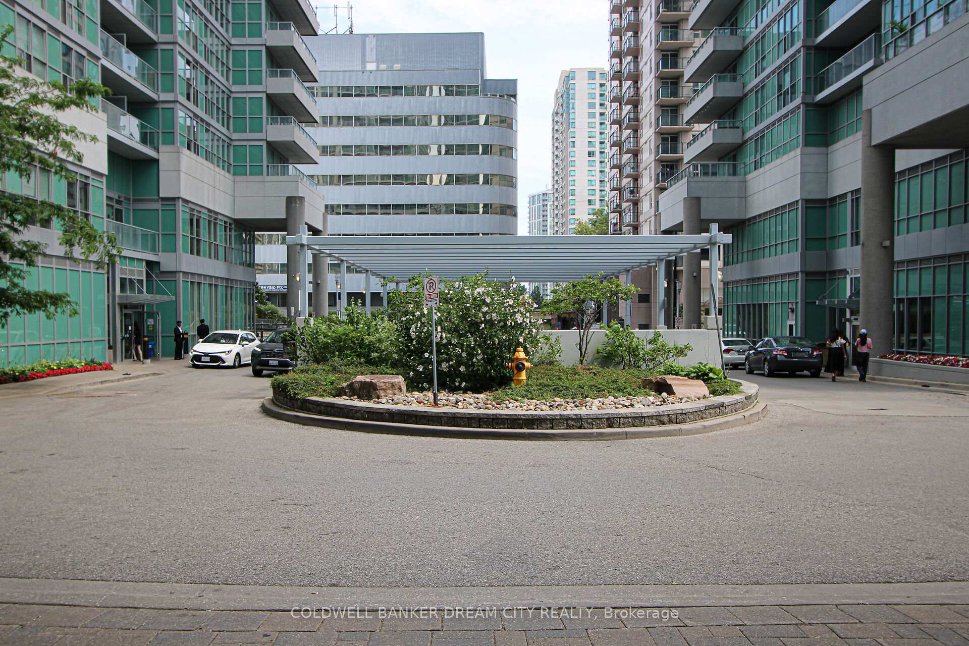 1106 - 60 Town Centre Court Toronto Ontario Canada Sale residential Akash Juneja COLDWELL BANKER DREAM CITY REALTY