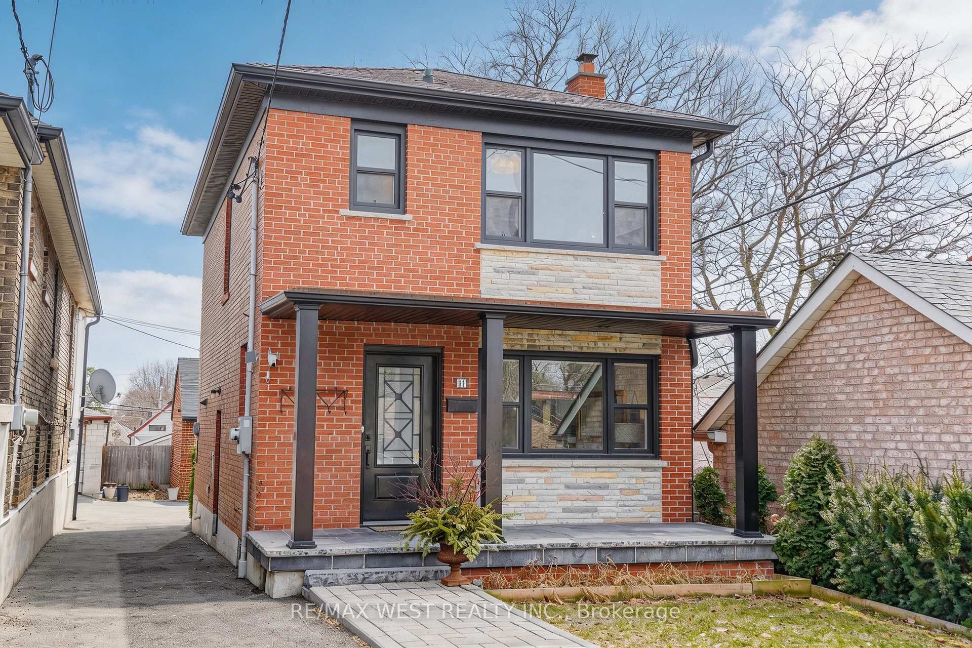 11 Helen Avenue Toronto Ontario Canada Sale residential Douglas Hart Bosley Real Estate Ltd., Brokerage *