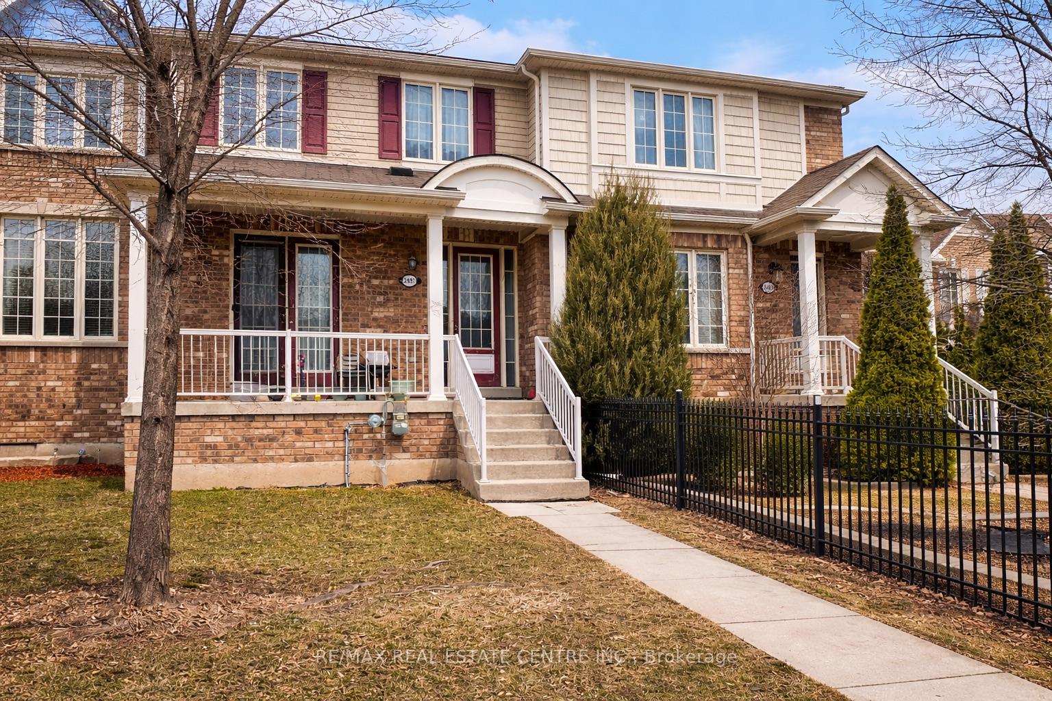 2491 Postmaster Drive Oakville Ontario Canada Sale residential Violetta Konewka RE/MAX Real Estate Centre Inc., Brokerage*