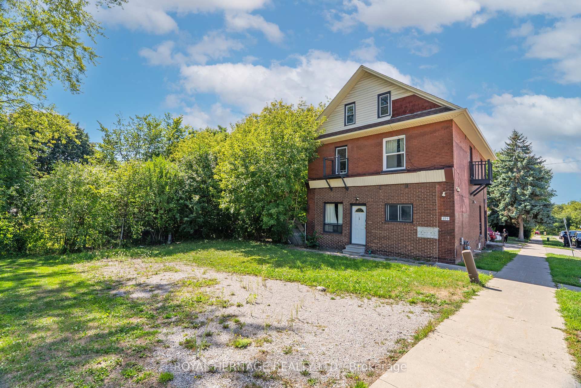 394 Centre Street S Oshawa Ontario Canada Sale residential Marie Tugwell Royal Heritage Realty Ltd., Brokerage*