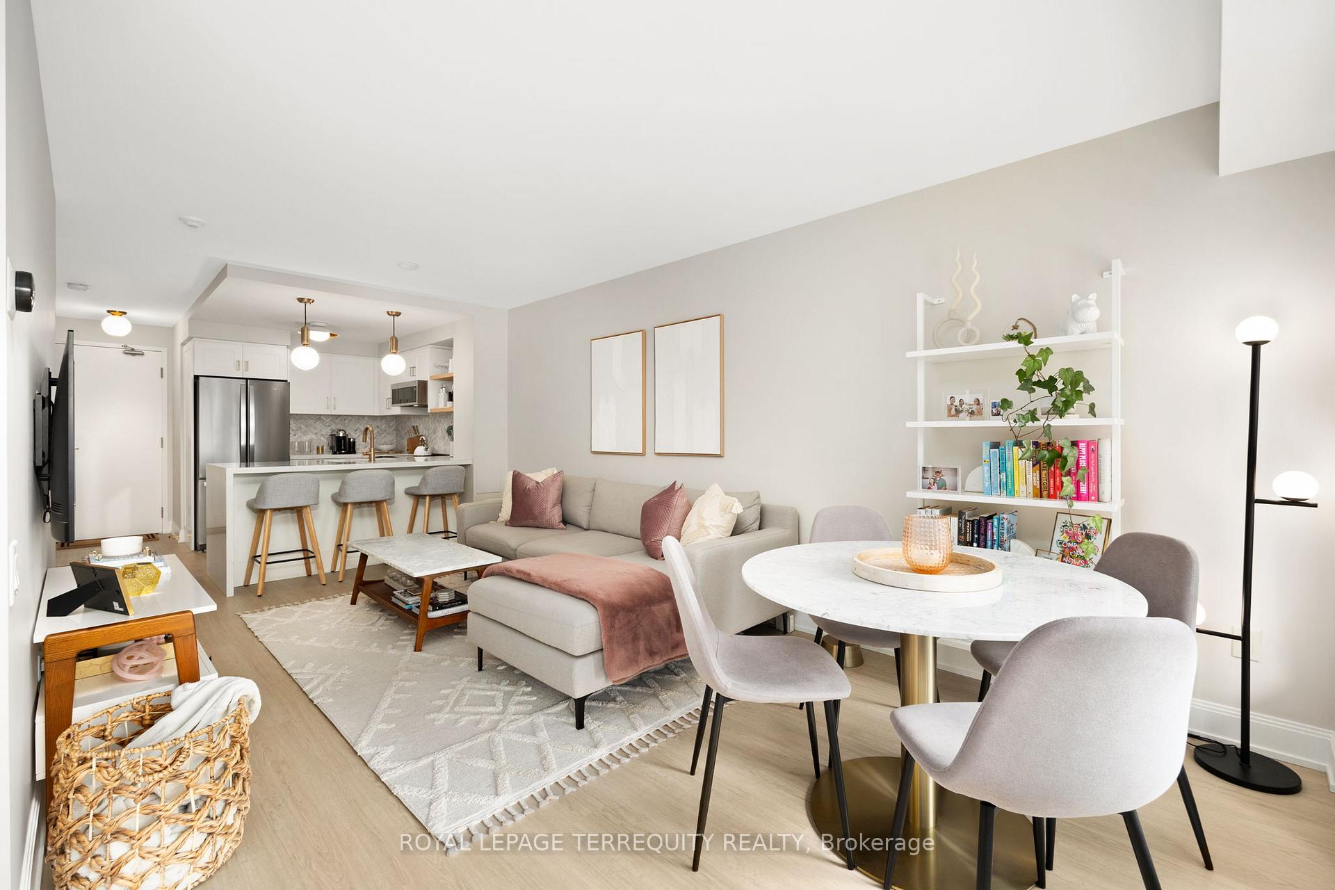 1004 - 2191 Yonge Street Toronto Ontario Canada Sale residential Stefanos Papadopoulos Royal LePage Terrequity Principled Realty