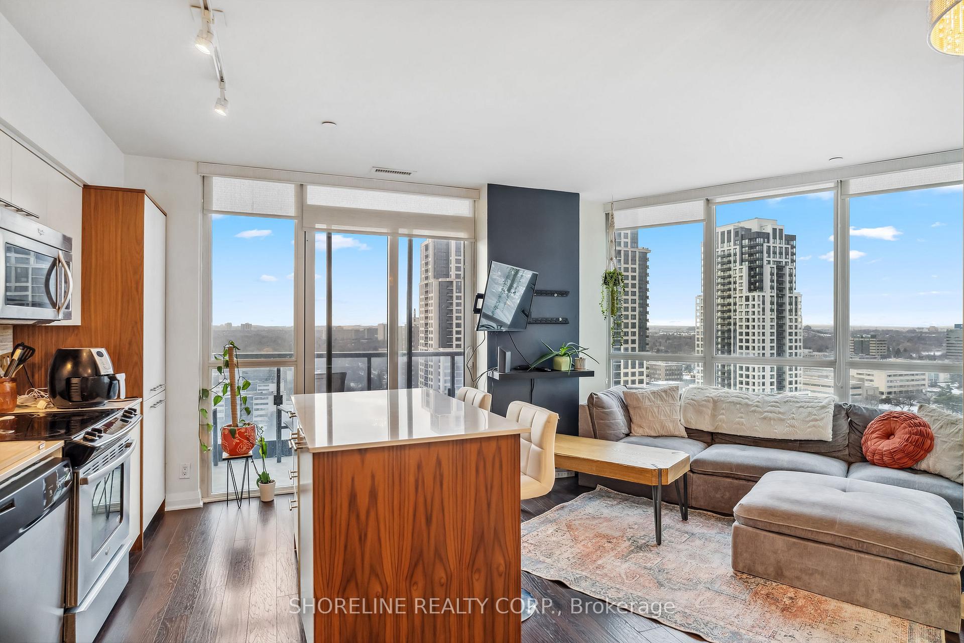 1710 - 5 Valhalla Inn Road Toronto Ontario Canada Rent residential The Condo Experts RE/MAX Millennium Real Estate, Brokerage*