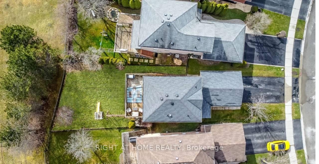 361 Gaston Place Newmarket Ontario Canada Rent residential   Right at Home Realty, Brokerage