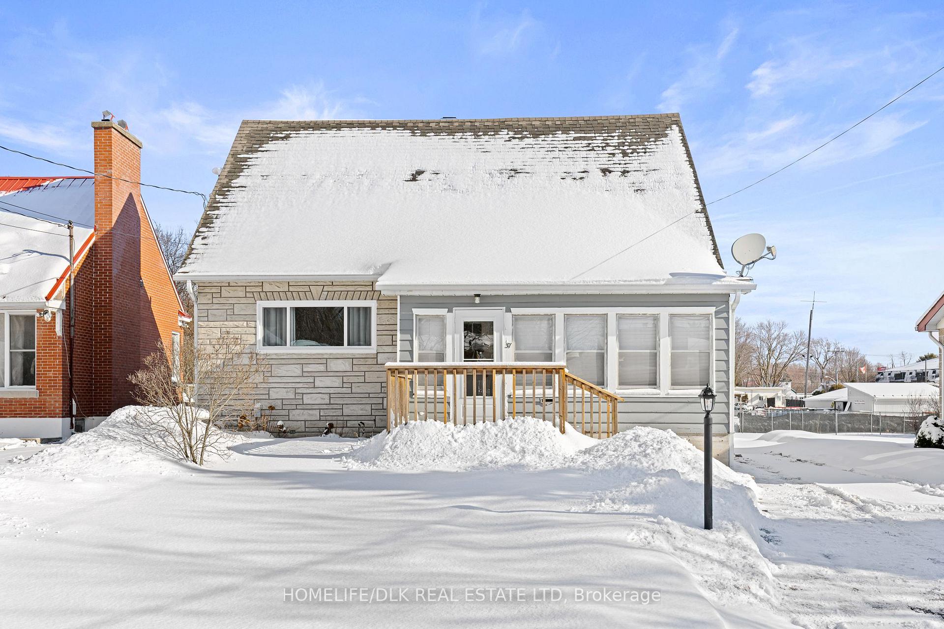 37 Ferguson Drive Brockville Ontario Canada Sold residential Ryann Bailey HomeLife/DLK Real Estate Ltd., Brokerage*