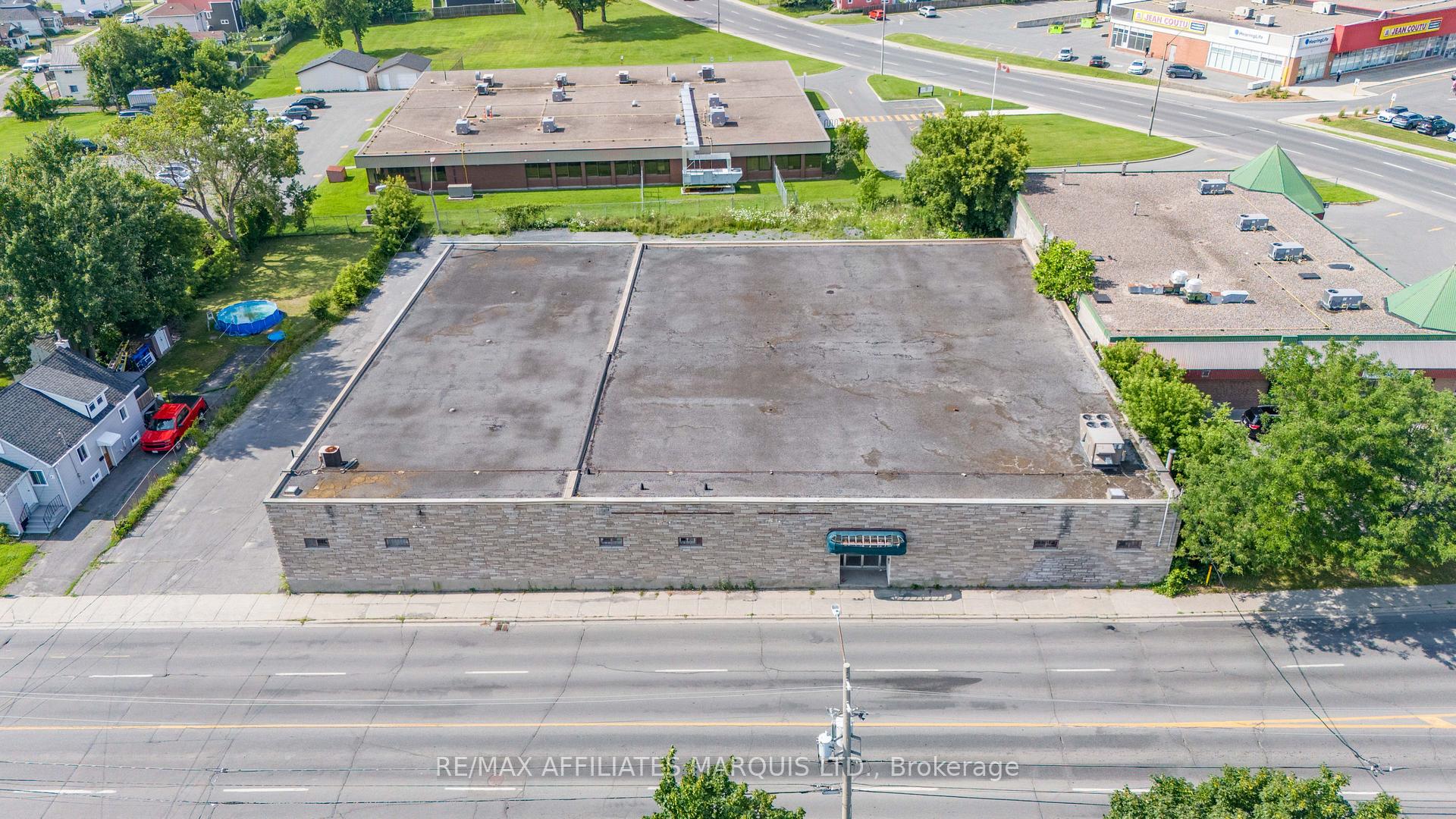 71 Ninth Street W Cornwall Ontario Canada Sale commercial   STORM REALTY Brokerage*