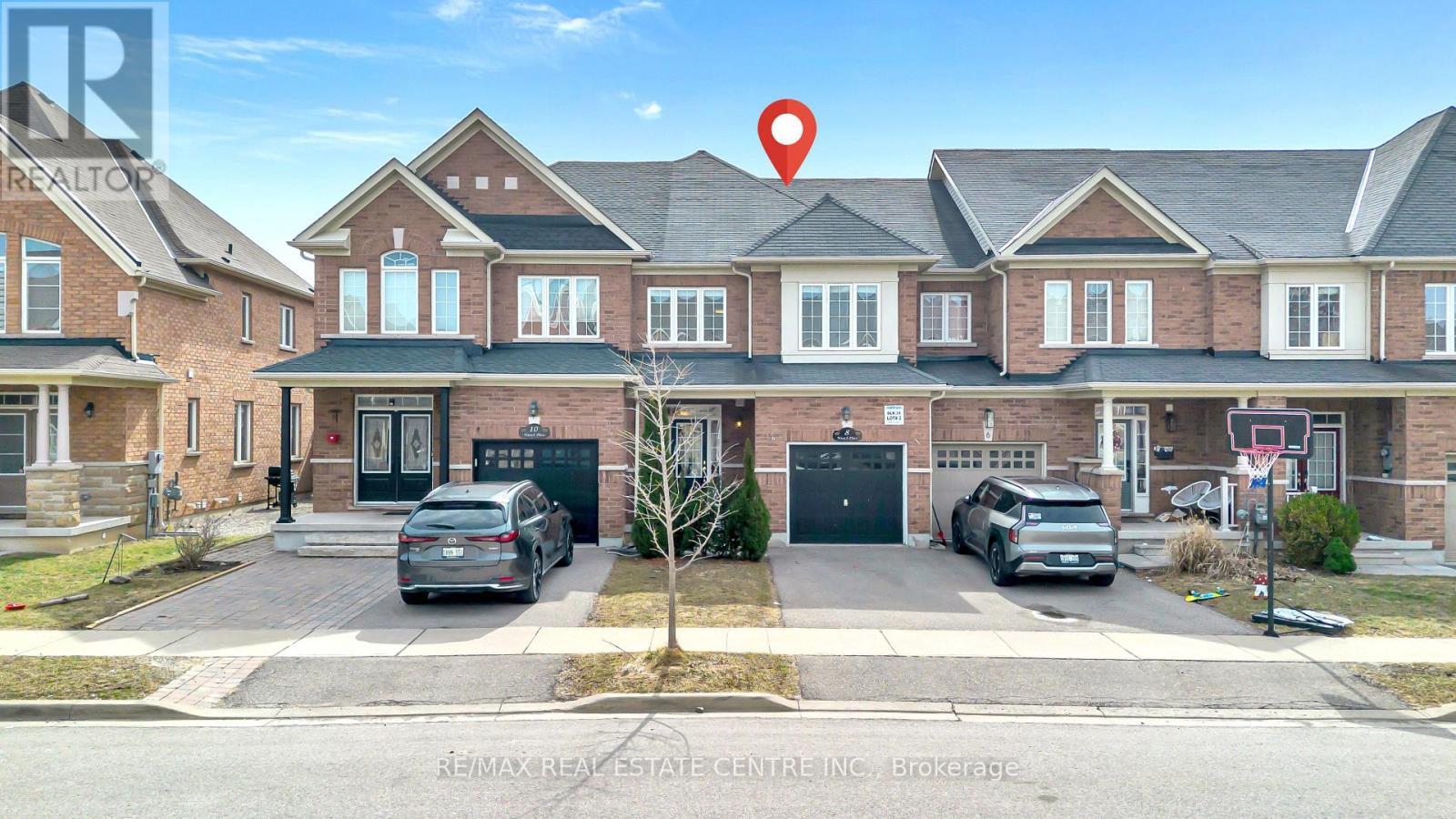 8 Munch Place Milton Ontario Canada Sale residential Neeraj Garg Right at Home Realty, Brokerage*