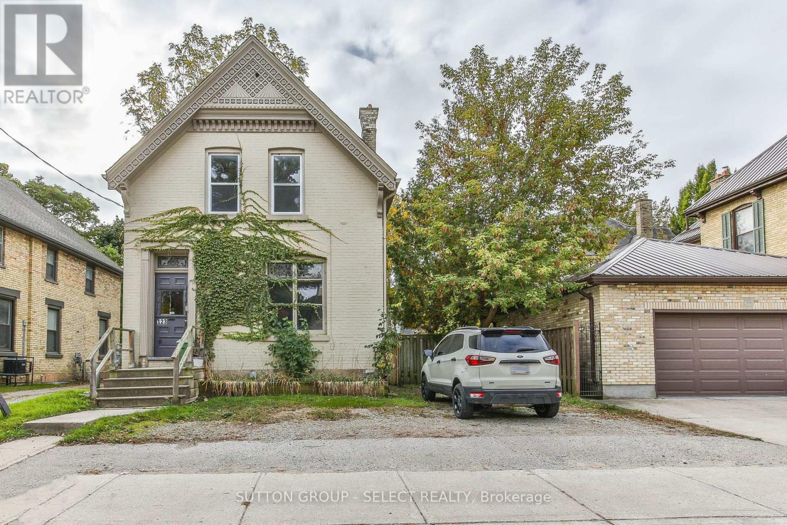 123 Mill Street London East Ontario Canada Sale residential Justin Deseck Sutton Group - Select Realty Brokerage*