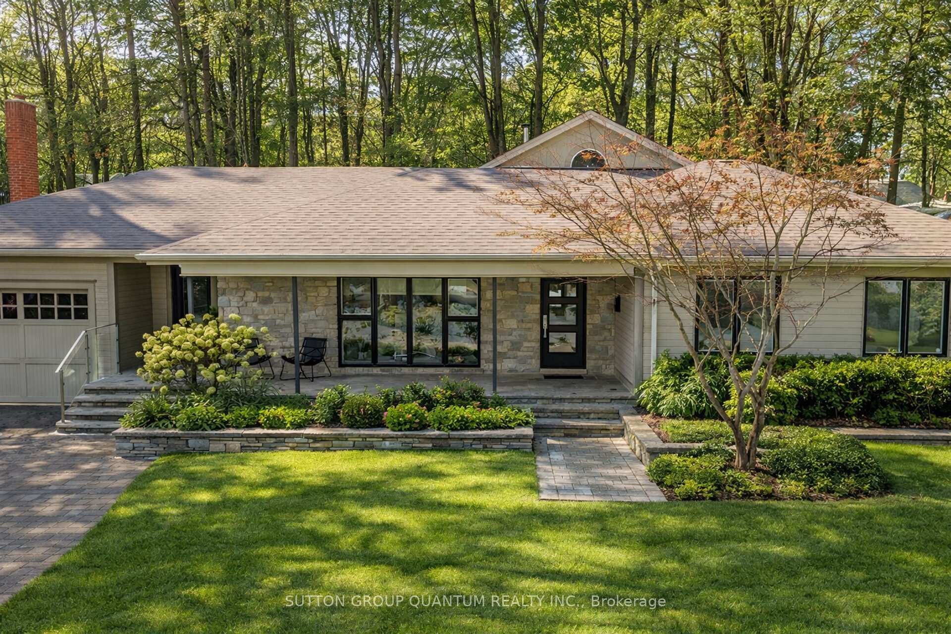 133 Mineola Road E Mississauga Ontario Canada Sale residential Maria and Stephen Swannell SUTTON GROUP QUANTUM REALTY INC., BROKERAGE*