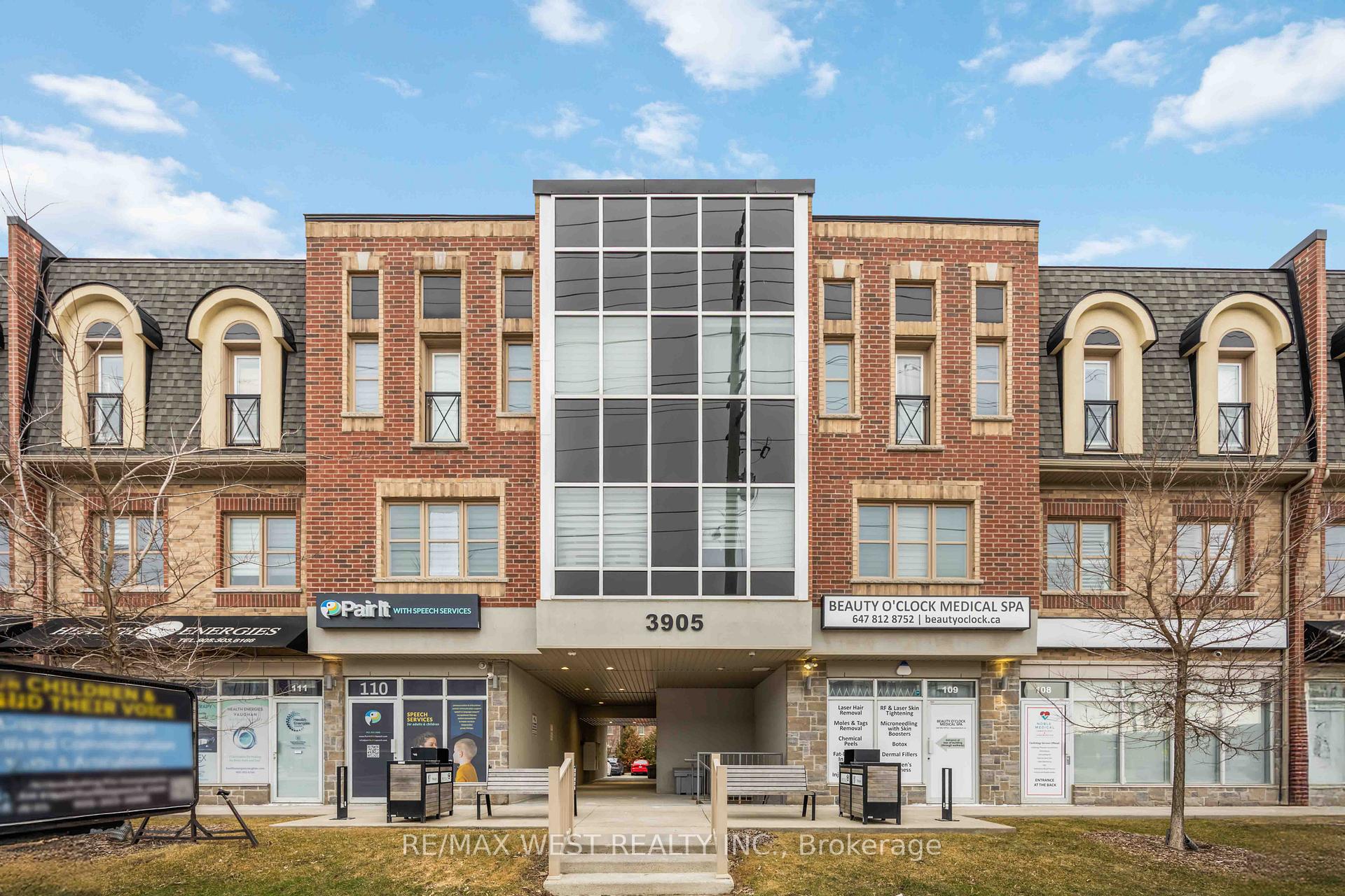 32 - 3905 Major MacKenzie Drive Vaughan Ontario Canada Sale residential Al & Peggy Cunningham Re/Max Experts, Brokerage*