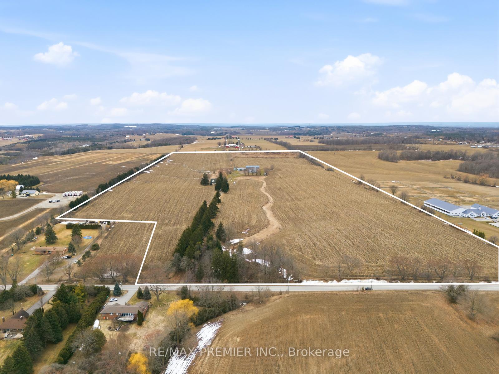 17150 10th Concession King Ontario Canada Sale residential LYUDMYLA AFANASIYADI RE/MAX PREMIER INC. Brokerage*