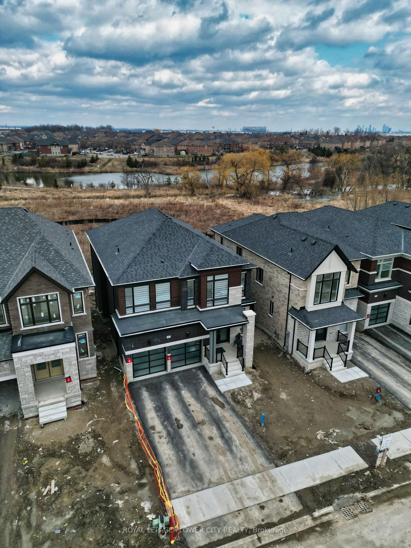21 Aveena Road N Brampton Ontario Canada Sale residential HR REAL ESTATE Royal LePage Flower City Realty Inc., Brokerage*