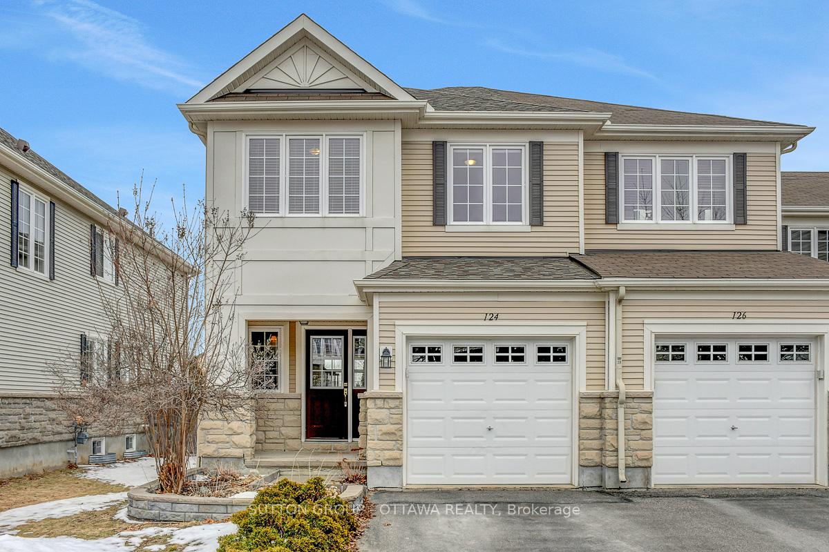 124 Cedardown Private Ottawa Ontario Canada Sale residential Jeff Birchmore Sutton Group Ottawa Realty, Brokerage*